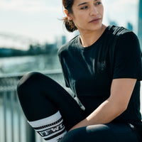 Black in black FFWL-Shirt minimalistisch